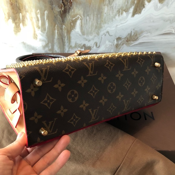 Limited Edition Louis Vuitton Christian Louboutin Iconoclasts Spiked Bag - Picture 8 of 9